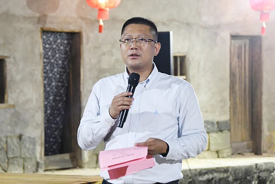 13 振興茶產業(yè) 媒體來助力 廈門市安溪商會組織媒體記者走進安溪茶鄉(xiāng)1358.png